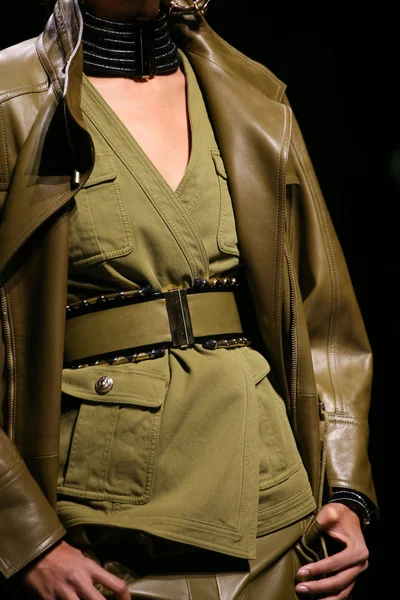 Look 71